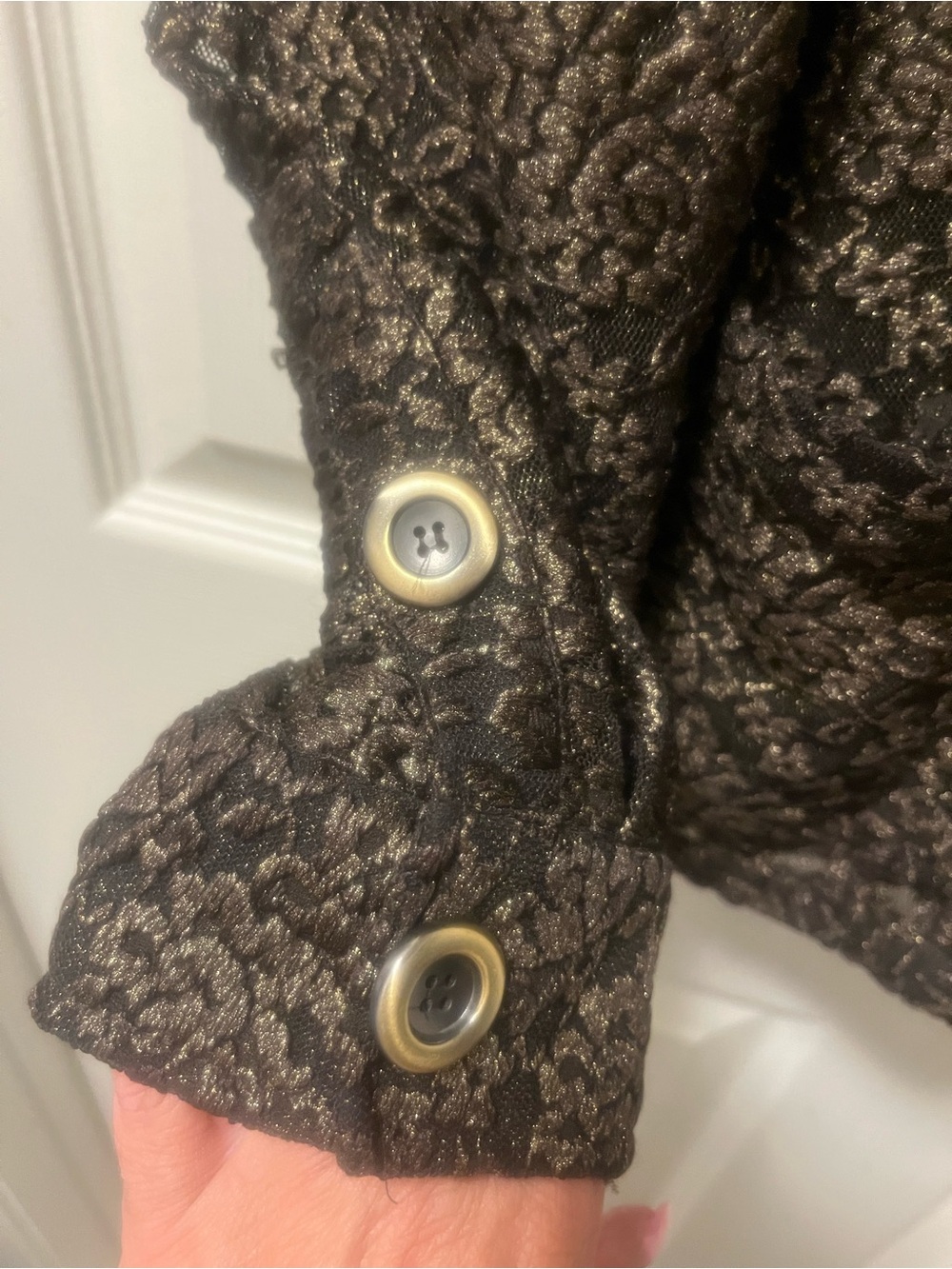 Chico’s Size 0 Bronze Black Metallic Floral Lace Shacket Jacket Button Front - Picture 6 of 9